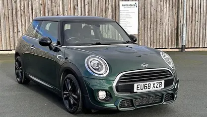 Used 2021 Mini Cooper Hatch Hatchback | £13,830 (Fair price)