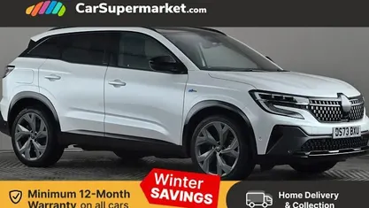 White Used 2023 Renault Austral Iconic Esprit Alpine SUV | £23,197 (Fair price)