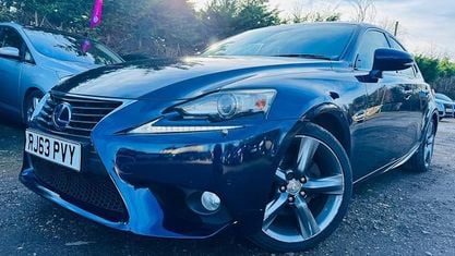 Gebraucht Lexus IS300h 223 PS (164 kW) 2016 Limousine