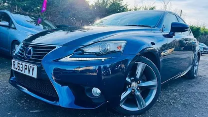 Used Lexus IS300h 223 HP (164 kW) 2016 Sedan