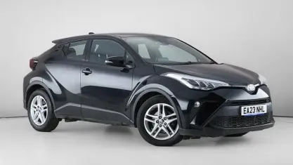 Used Toyota C-HR 122 HP (89 kW) 2023 Black SUV