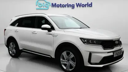Used Kia Sorento 261 HP (191 kW) 2021 White SUV