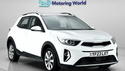Used Kia Stonic 101 HP (74 kW) 2023 White SUV