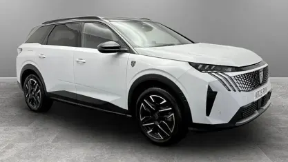 Used Peugeot 5008 GTi 136 HP (100 kW) 2025 White SUV