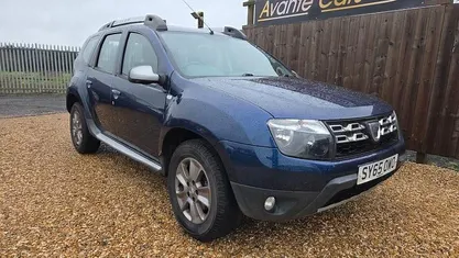 Used 2015 Dacia Duster Lauréate Estate | £4,495 (Fair price)
