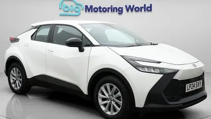 Used Toyota C-HR 140 HP (102 kW) 2026 SUV