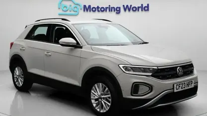 Used VW T-Roc Life 150 HP (110 kW) 2025 SUV