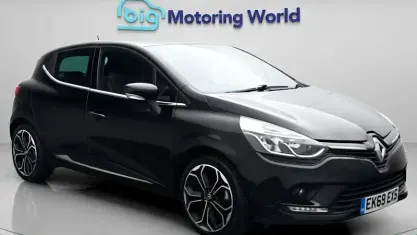 Used Renault Clio Iconic 90 HP (66 kW) 2019 Black Hatchback