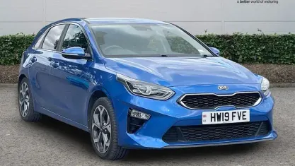 Used Kia Ceed 140 HP (102 kW) 2019 Blue Hatchback