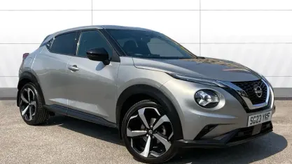 Second-hand Nissan Juke Tekna 114 CP (83 kW) 2023 Argintiu SUV
