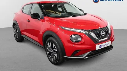 Used Nissan Juke Acenta Premium 114 HP (83 kW) 2025 Red SUV