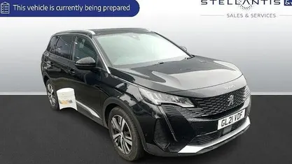 Used Peugeot 5008 Allure 131 HP (96 kW) 2023 SUV