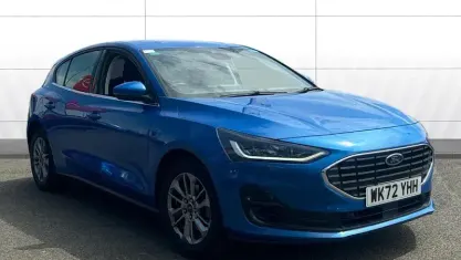 Used Ford Focus Titanium 120 HP (88 kW) 2022 Blue Hatchback