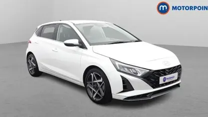 Używany Hyundai i20 Premium 101 KM (74 kW) 2025 Biały Hatchback