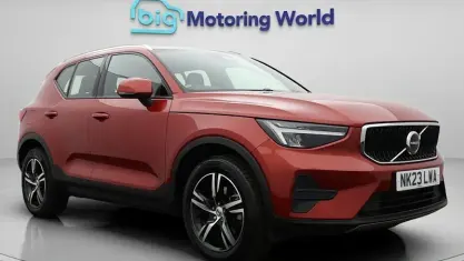 Used Volvo XC40 Core 163 HP (119 kW) 2023 Red SUV