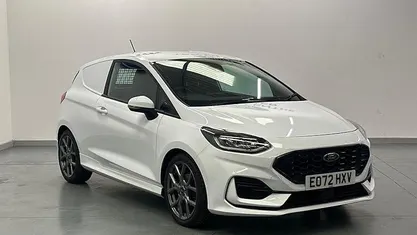 Usado Ford Fiesta Sport 125 HP (91 kW) 2022 Branco Citadino