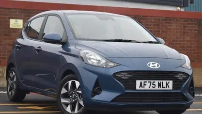 Used 2025 Hyundai i10 Advanced Hatchback | £16,495 (Fair price)