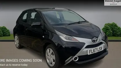 Used Toyota Aygo X-play 69 HP (50 kW) 2018 Hatchback