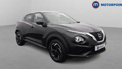 Black Used 2023 Nissan Juke N-Connecta SUV | £14,699 (Fair price)