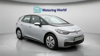 Used VW ID.3 Pro 106 kW (145 HP) 2022 Silver Hatchback