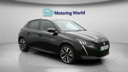 Used Peugeot e-208 Premium 100 kW (136 HP) 2022 Black Hatchback