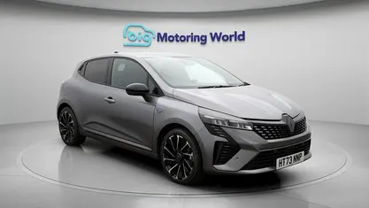 Used Renault Clio V Esprit Alpine 143 HP (105 kW) 2024 Grey Hatchback