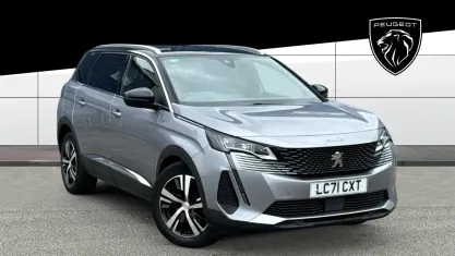 Usado Peugeot 5008 GTi 131 HP (96 kW) 2021 Cinzento SUV