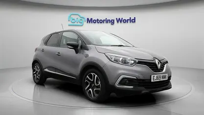 Grey/black Used 2019 Renault Captur Iconic SUV | £10,900 (Fair price)
