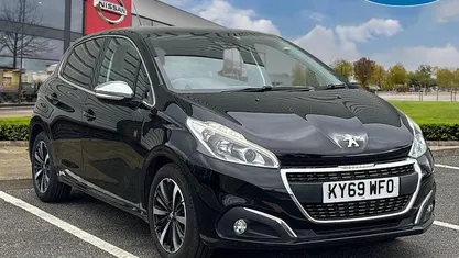 Used Peugeot 208 109 HP (80 kW) 2019 Hatchback