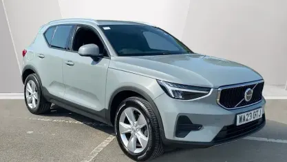Used Volvo XC40 Core 163 HP (119 kW) 2026 SUV