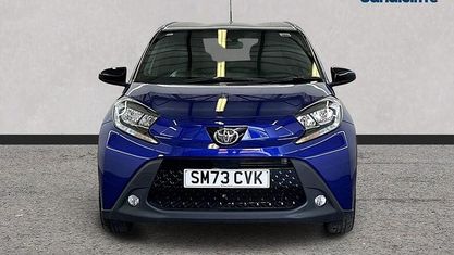 Usado Toyota Aygo X 72 HP (52 kW) 2022 Azul SUV