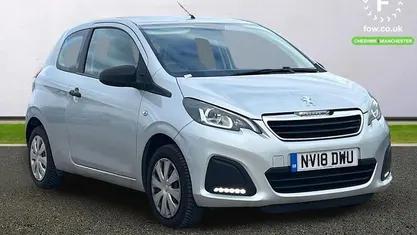 Used Peugeot 108 Access 72 HP (52 kW) 2018 Silver Hatchback