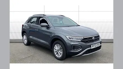 Used VW T-Roc Life 150 HP (110 kW) 2023 SUV