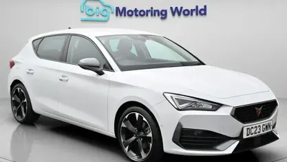 Used Cupra Leon 150 HP (110 kW) 2023 White Hatchback