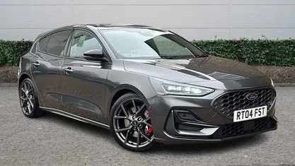 Used Ford Focus ST 280 HP (205 kW) 2024 Hatchback