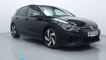 Second-hand VW Golf VIII GTI Clubsport 300 CP (220 kW) 2023 Negru Hatchback