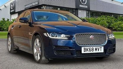 Gebraucht Jaguar XE Ingenium 200 PS (147 kW) 2018 Blau Limousine