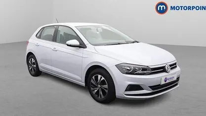 Used VW Polo SE 95 HP (69 kW) 2019 Silver Hatchback