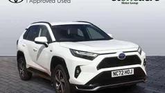 White Used 2022 Toyota RAV4 Hybrid Design SUV | £29,500 (Fair price)