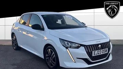 Used Peugeot 208 Active+ 75 HP (55 kW) 2023 White Hatchback