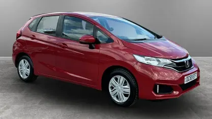 Used Honda Jazz S 102 HP (75 kW) 2020 Red Hatchback