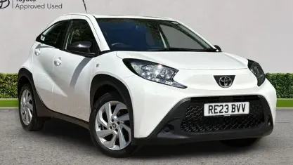 Used Toyota Aygo X PURE 72 HP (52 kW) 2025 SUV