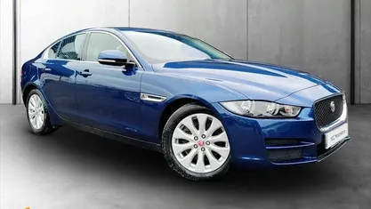 Used Jaguar XE Prestige 163 HP (119 kW) 2019 Sedan