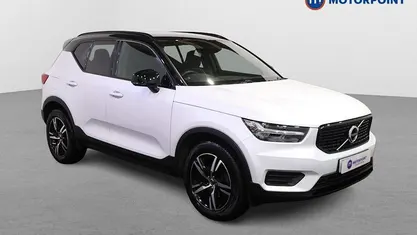 White Used 2021 Volvo XC40 R-Design SUV | £22,599 (Fair price)