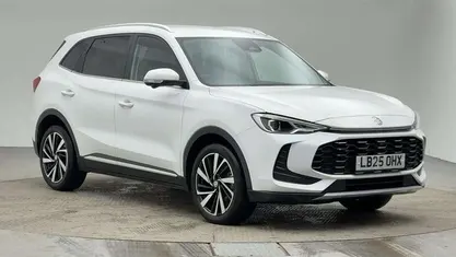 Used 2025 MG ZS Trophy Hatchback | £18,790 (Fair price)