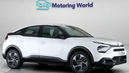 Used Citroën C4 PureTech 131 HP (96 kW) 2022 White Hatchback