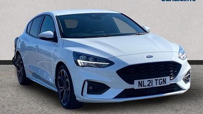 Używany Ford Focus ST-Line X 125 KM (91 kW) 2021 Biały Hatchback