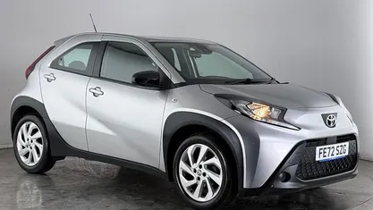 Used Toyota Aygo X PURE 72 HP (52 kW) 2025 SUV