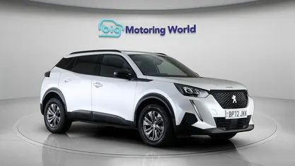 Used Peugeot 2008 Active+ 101 HP (74 kW) 2023 White SUV