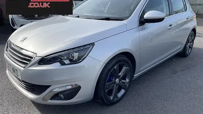 Used Peugeot 308 Allure 110 HP (80 kW) 2016 Silver Hatchback